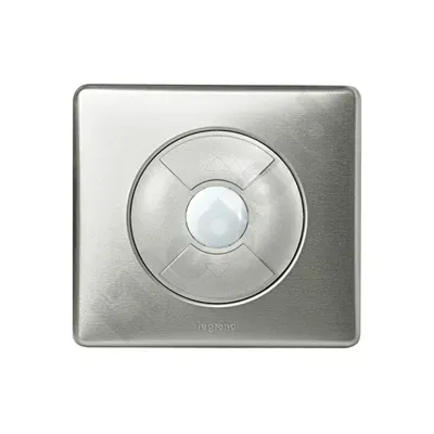 Osprzęt elektroinstalacyjny CELIANE - RAMKA TYTAN (068901)